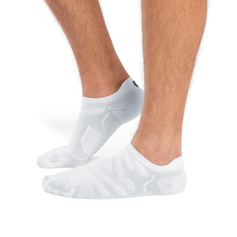 Performance Low Sock 64R0B747 White/Ivory On Running