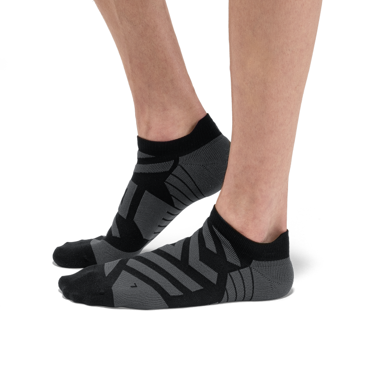 Performance Low Sock 64R0B750 Black/Shadow On Running