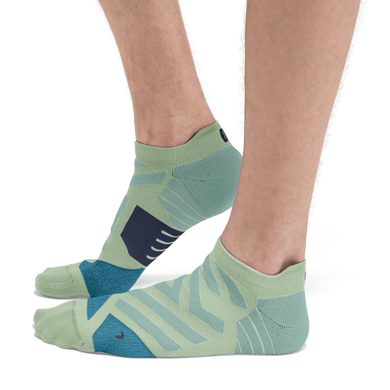Performance Low Sock 64R0B751 Meadow/Niagara On Running