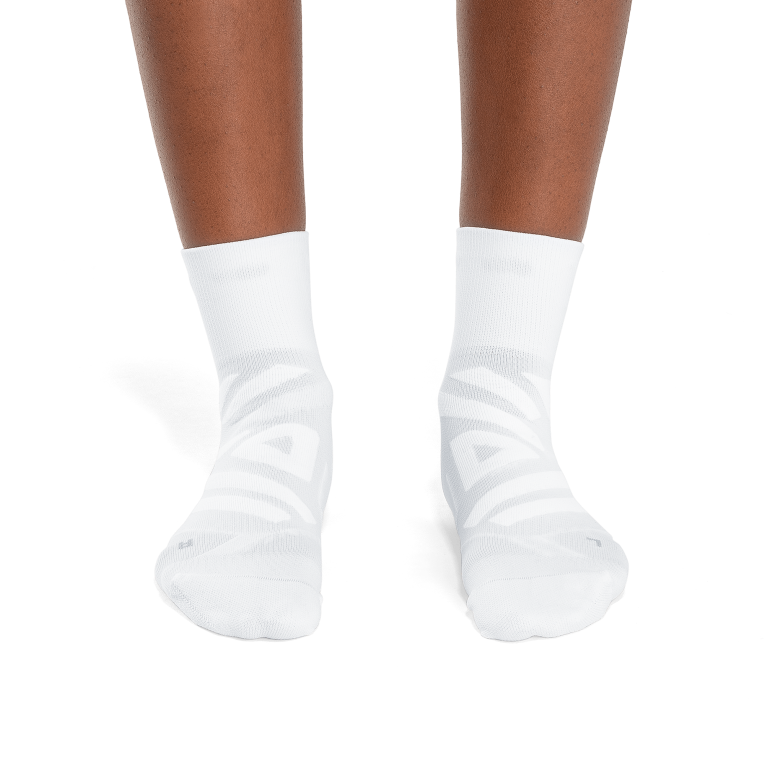 Performance Mid Sock 64R0B203 White/Ivory On Running