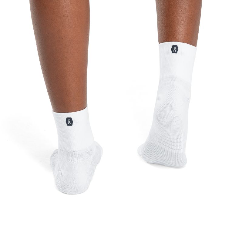 Performance Mid Sock 64R0B203 White/Ivory On Running