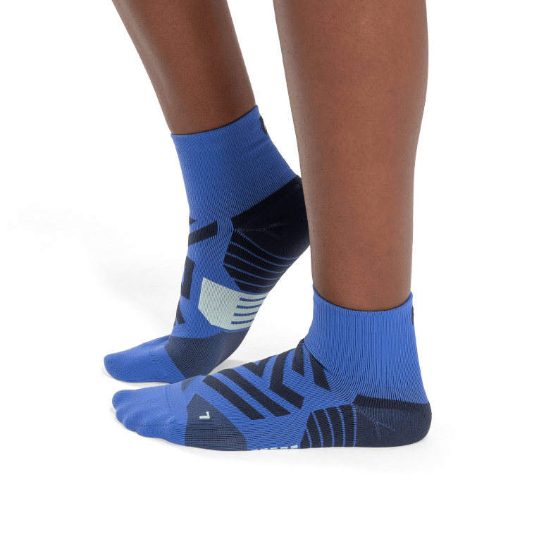 Performance Mid Sock 64R0B205 Cobalt/Denim On Running