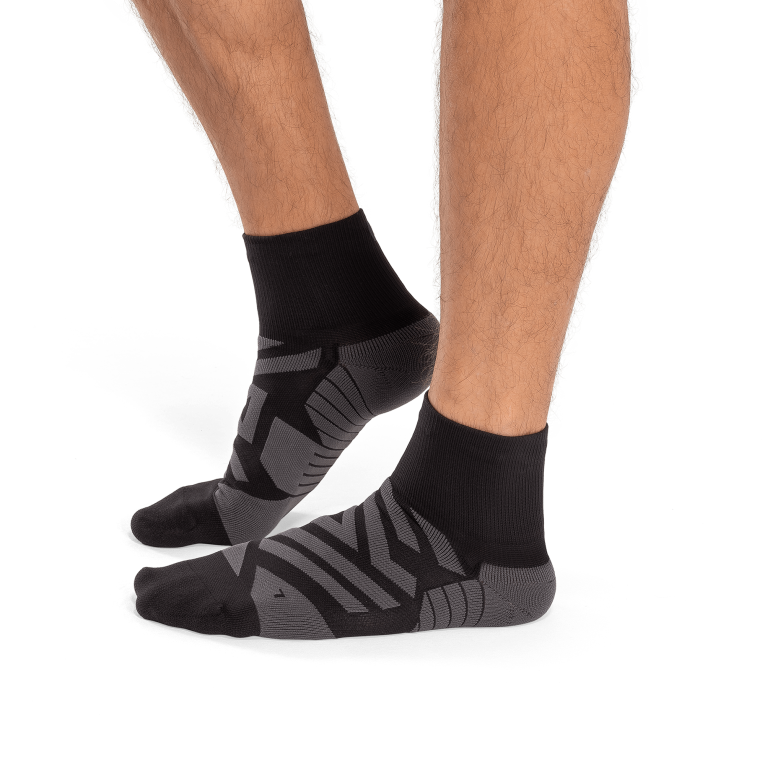 Performance Mid Sock 64R0B709 Black/Shadow On Running