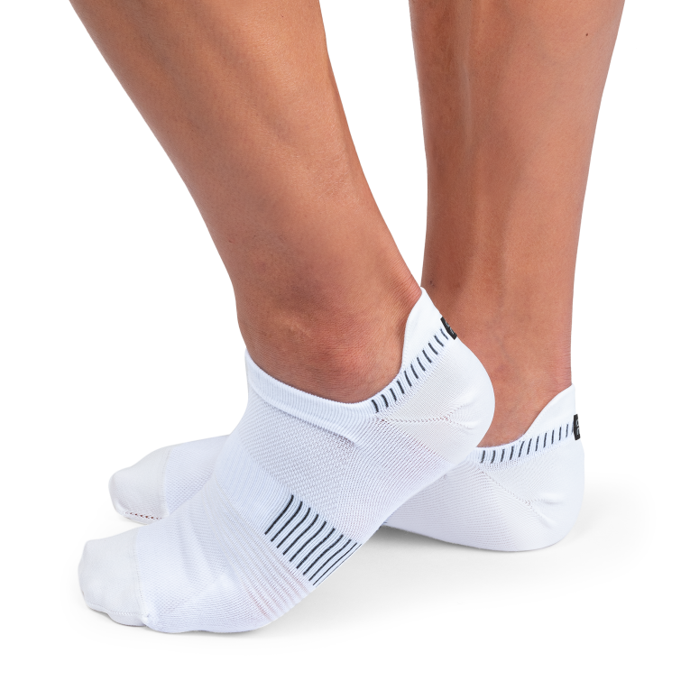 Ultralight Low Sock 64R0B953 White/Black On Running