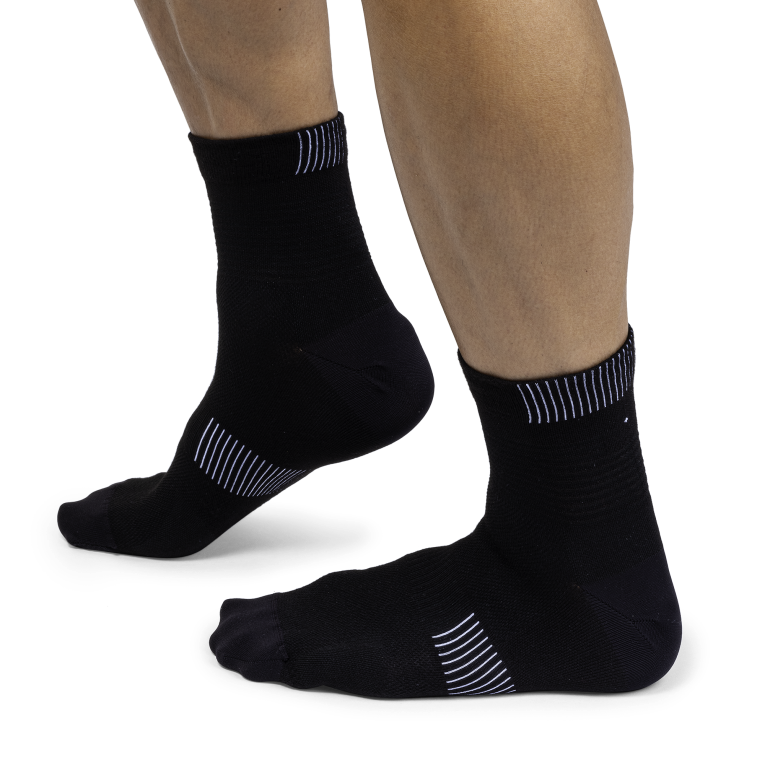 Ultralight Mid Sock 64R0B951 Black/White On Running