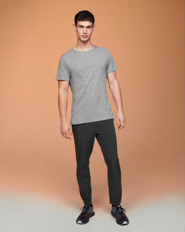 Movement Pants 64R0B733 Black On Running Men