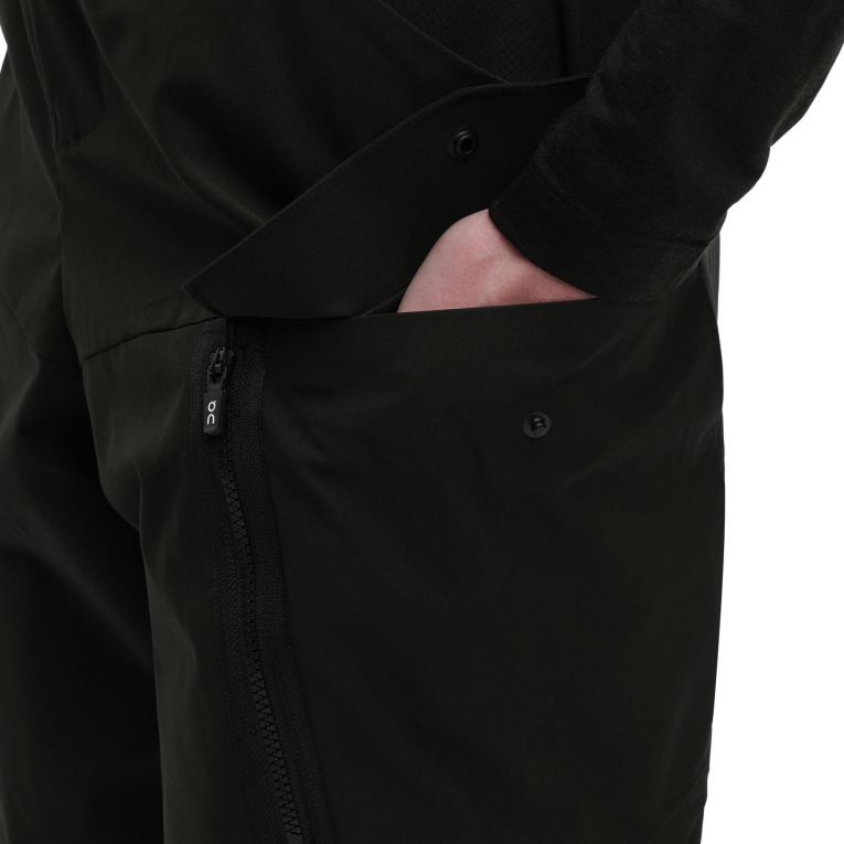 Explorer Shorts 64R0B800 Black On Running Men