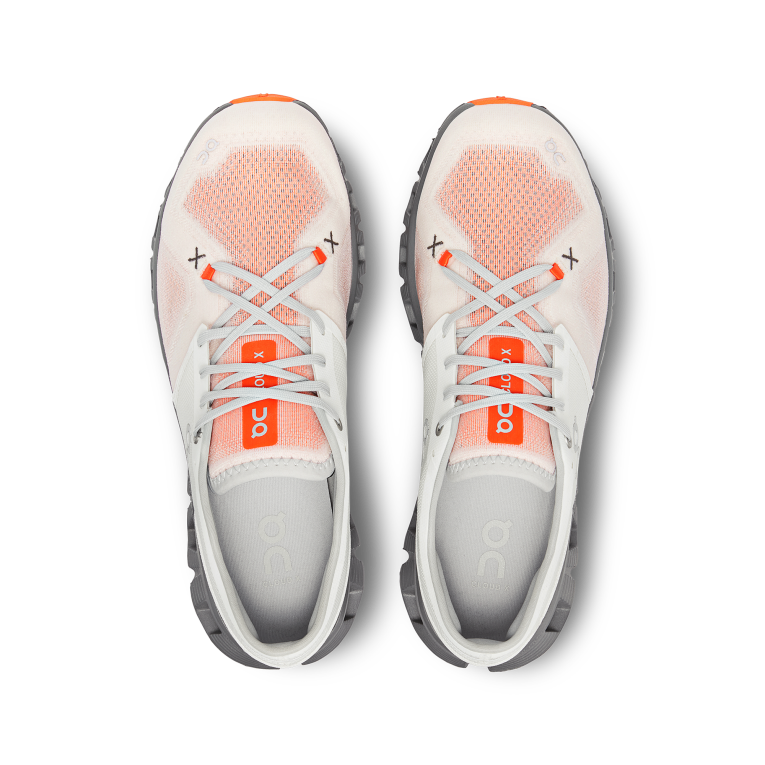 Cloud X 3 64R0B566 Ivory/Alloy On Running Men