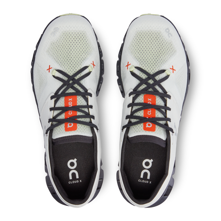 Cloud X 3 64R0B568 Ivory/Flame On Running Men
