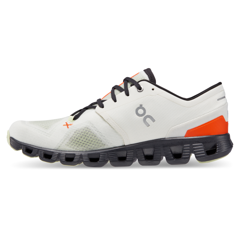 Cloud X 3 64R0B568 Ivory/Flame On Running Men