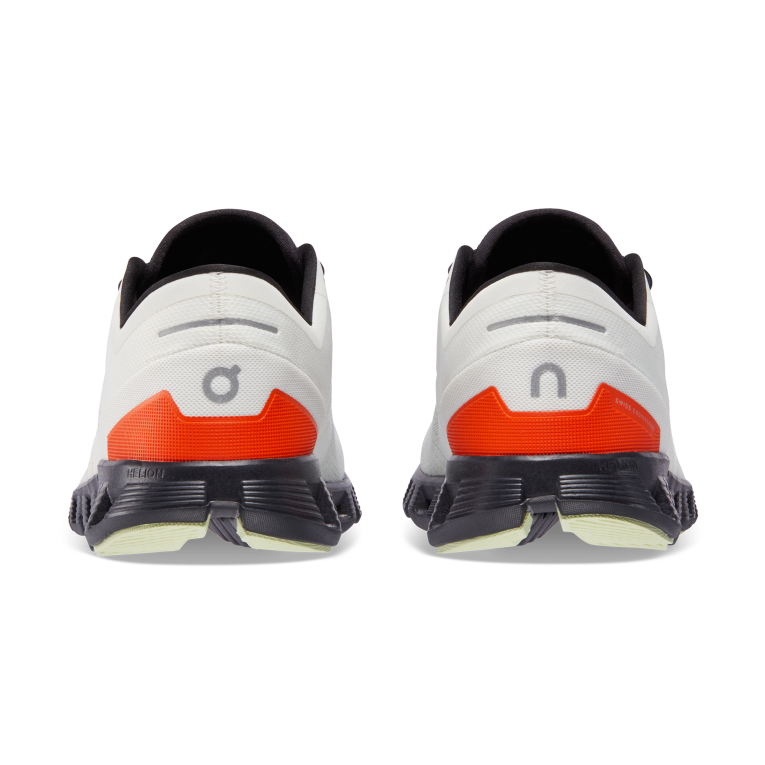 Cloud X 3 64R0B568 Ivory/Flame On Running Men