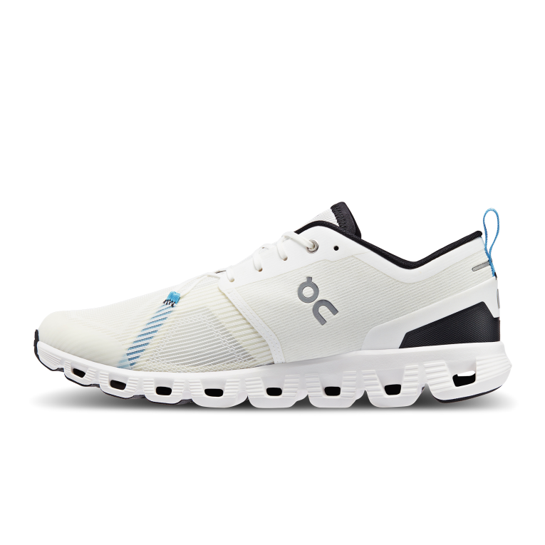 Cloud X 3 Shift 64R0B549 Undyed-White/Black On Running Men