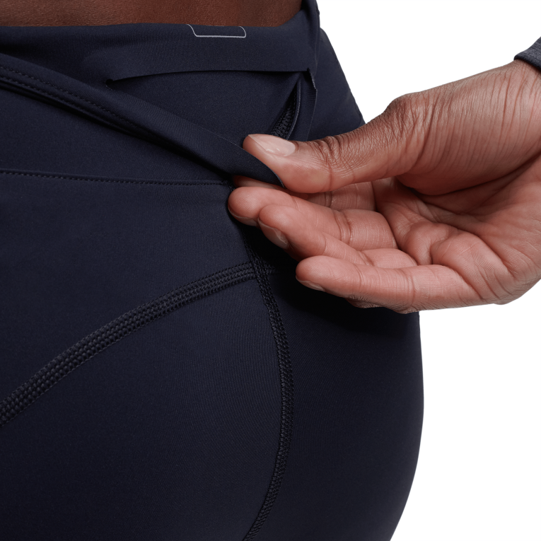 Active Shorts 64R0B133 Granite/Black On Running Women