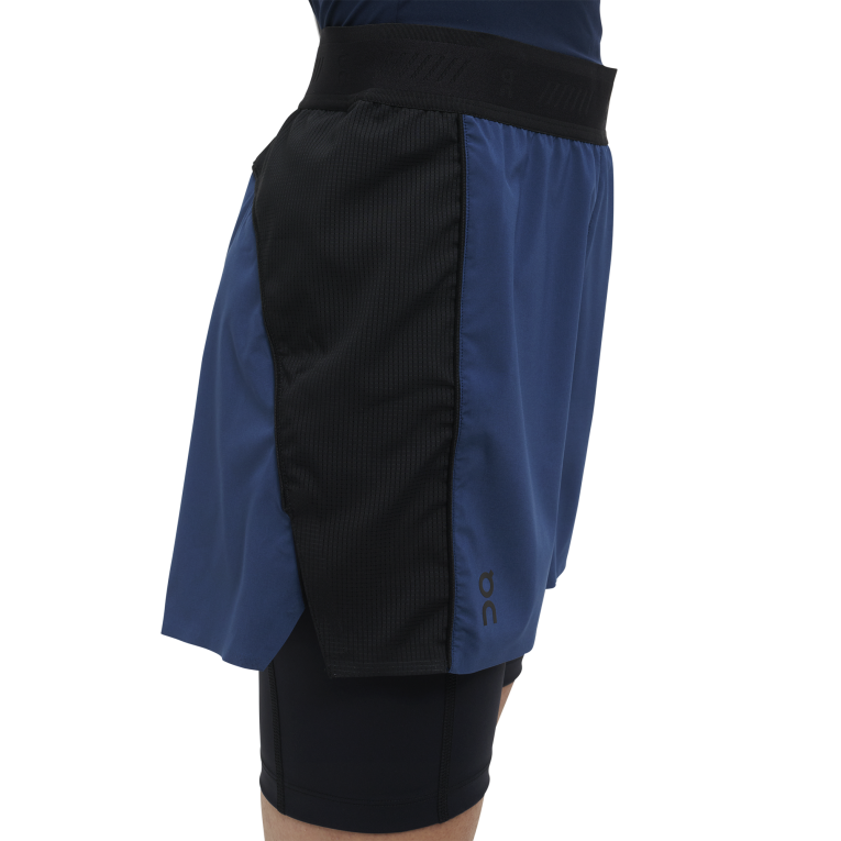 Active Shorts 64R0B134 Denim/Black On Running Women
