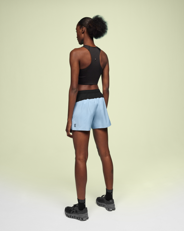 Essential Shorts 64R0B238 Stratosphere/Navy On Running Women