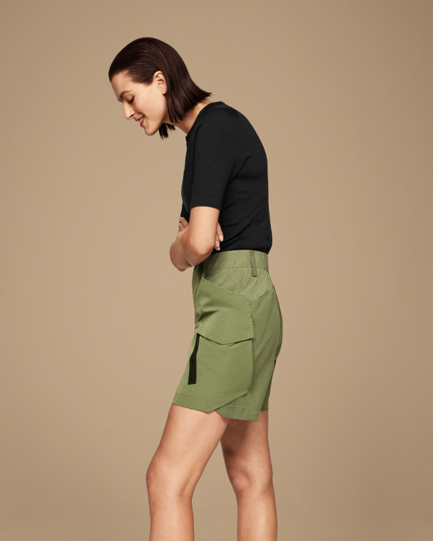Explorer Shorts 64R0B304 Taiga On Running Women
