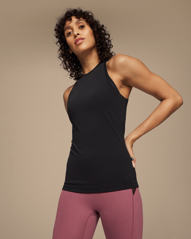 Movement Tank 64R0B245 Black On Running Women
