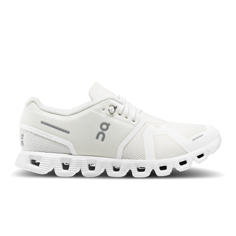 Cloud 5 64R0B345 Undyed-White/White On Running Women