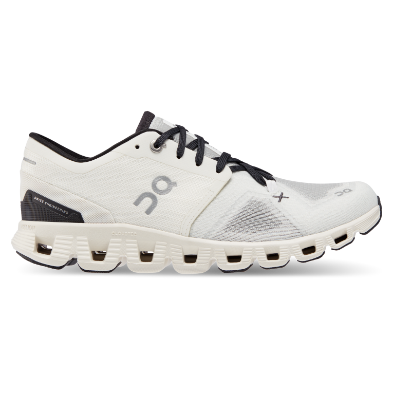 Cloud X 3 64R0B34 White/Black On Running Women