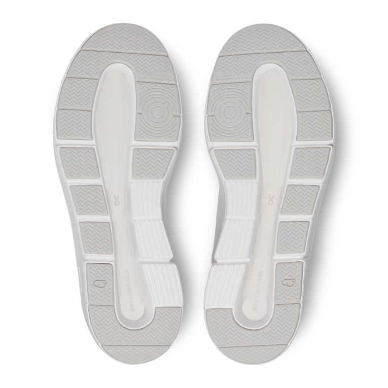 THE ROGER Advantage 64R0B169 White/Green On Running Women